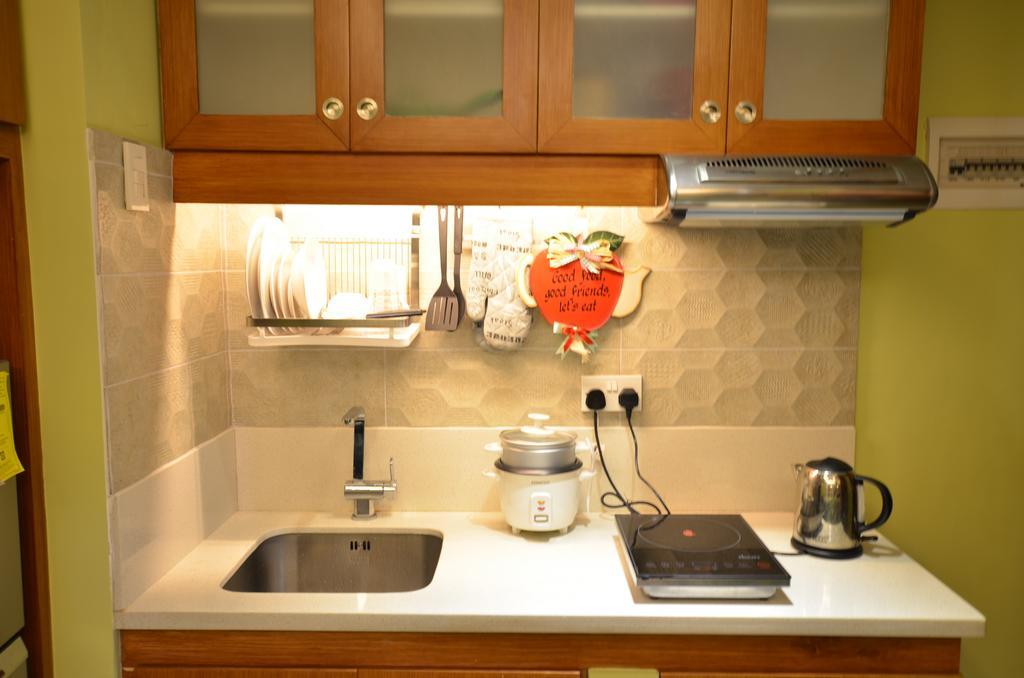 A Homey Place At Adriatico Manila Exterior foto